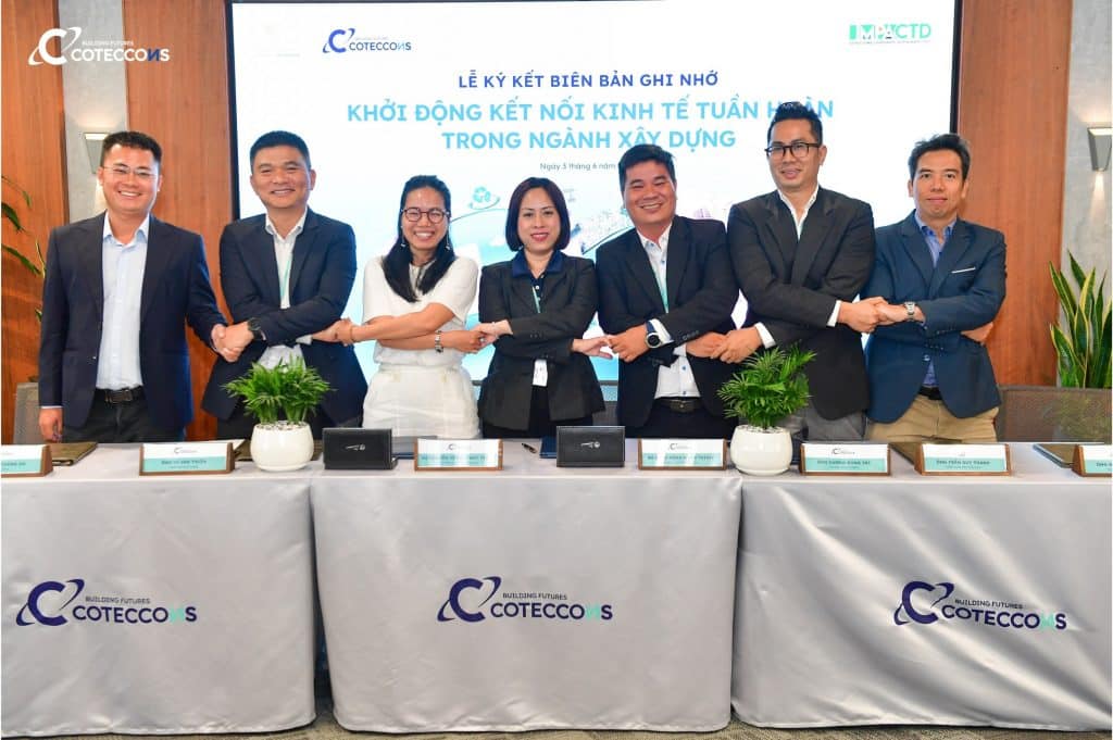 The “Green Commitment” underscores Coteccons’ determination to drive the circular economy within the construction ecosystem.