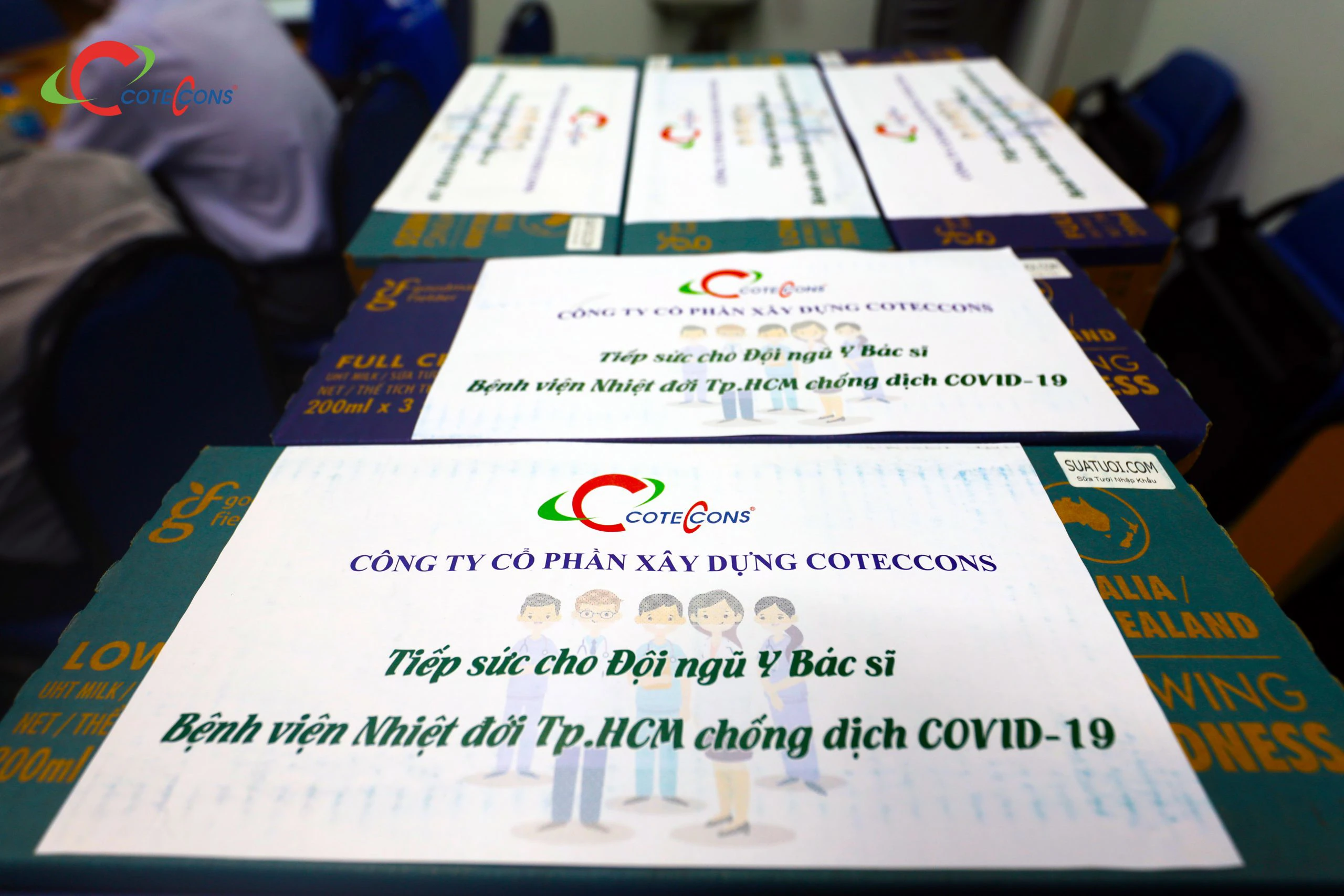 Coteccons join hands in the fight against COVID - 19