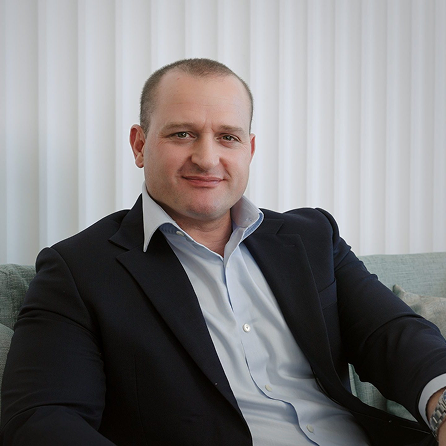 Ông Dylan Rowlands
