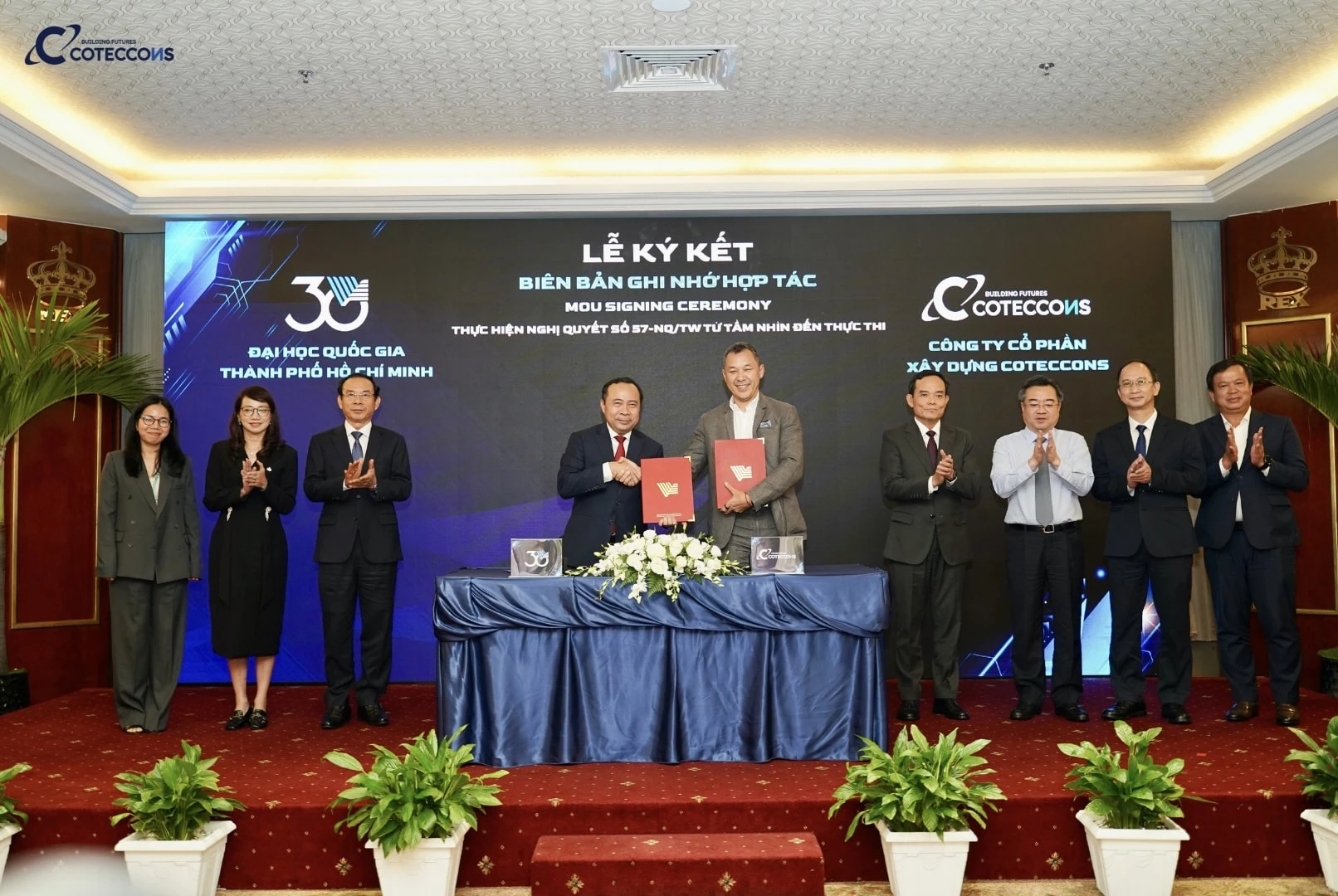 Coteccons Honored at the Most Innovative Enterprises and ESG Vietnam Green Enterprises Awards 2025 